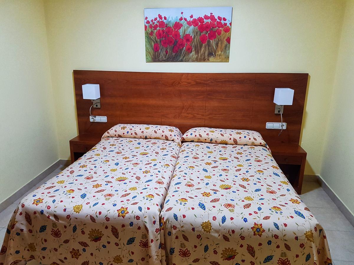 Apartamentos Dona Lucia Torremolinos Eksteriør billede